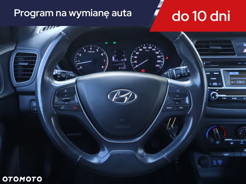 Hyundai i20 - 18