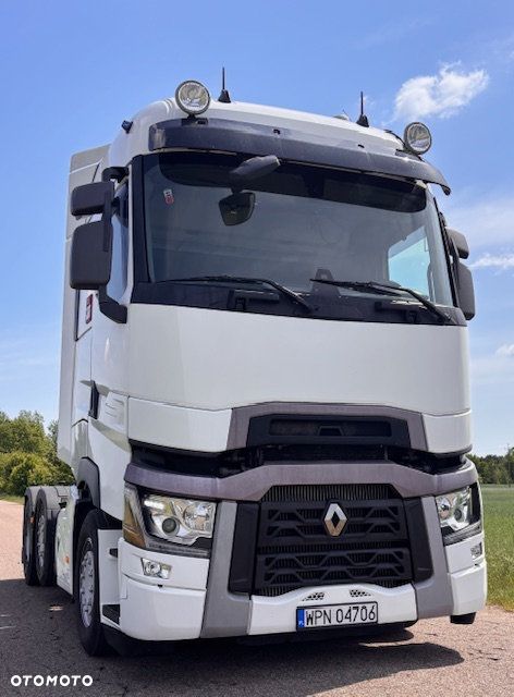 Renault T480 6x2 pusher - 4
