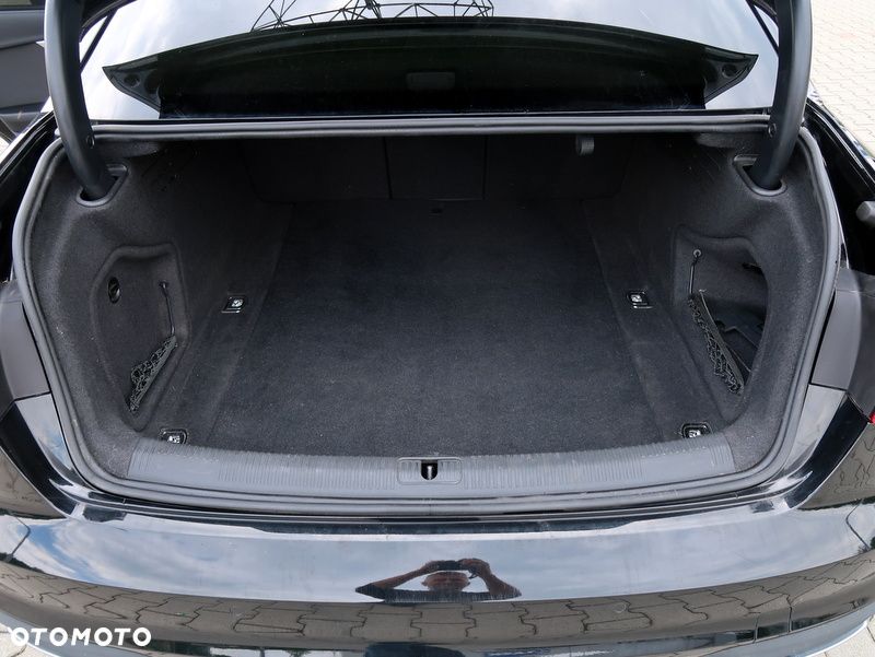 Audi A4 Limousine 35 TFSI mHEV Advanced S tronic - 24