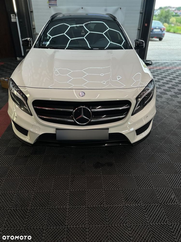 Mercedes-Benz GLA 250 4-Matic - 6
