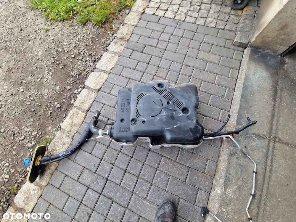 ZBIORNIK ADBLUE RENAULT MASTER IV 2022r 208993933R - 14