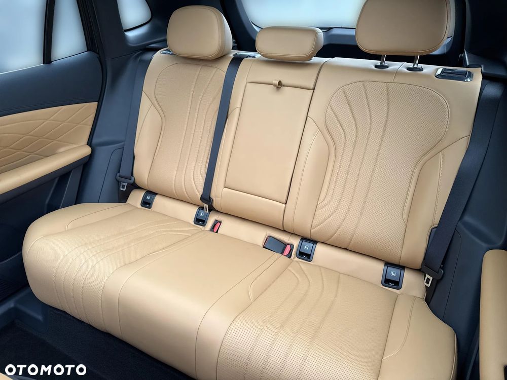 Geely Starray EM-i 1.5 PHEV Max - 16