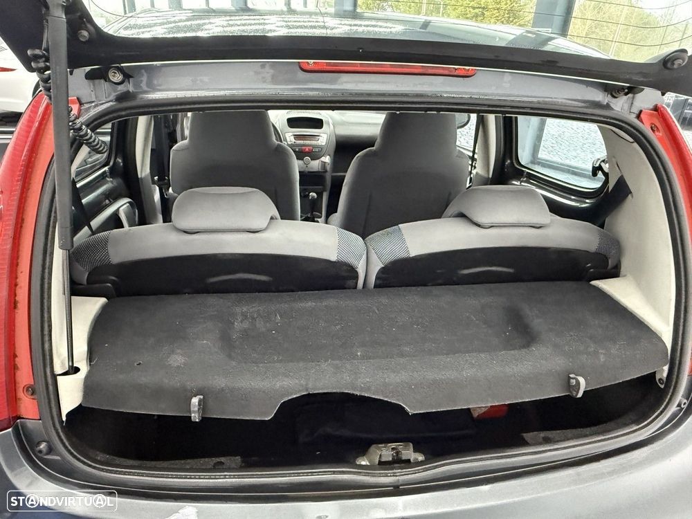 Peugeot 107 1.0 Active - 6