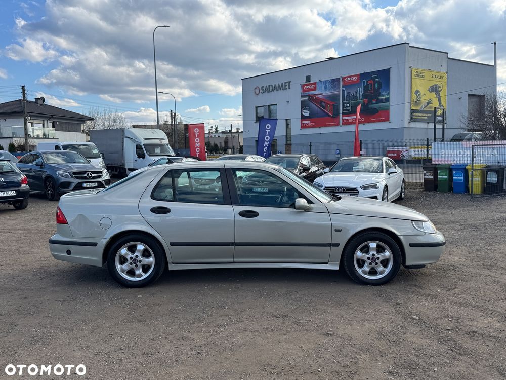 Saab 9-5 2.3T Linear Griffin Edition - 15
