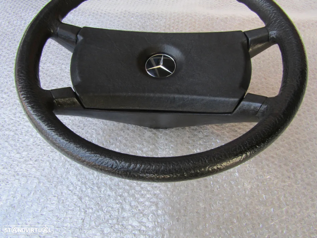 Volante Mercedes 190 d (ver descrição) - 2