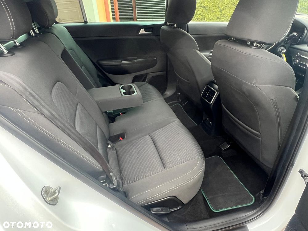 Kia Sportage 1.6 GDI L Business Line Plus 2WD - 25