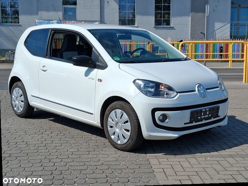 Volkswagen up! white - 3