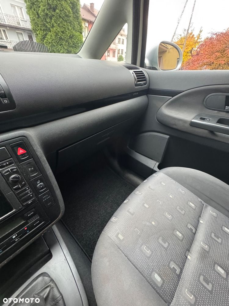 Volkswagen Sharan 1.8T Comfortline - 11