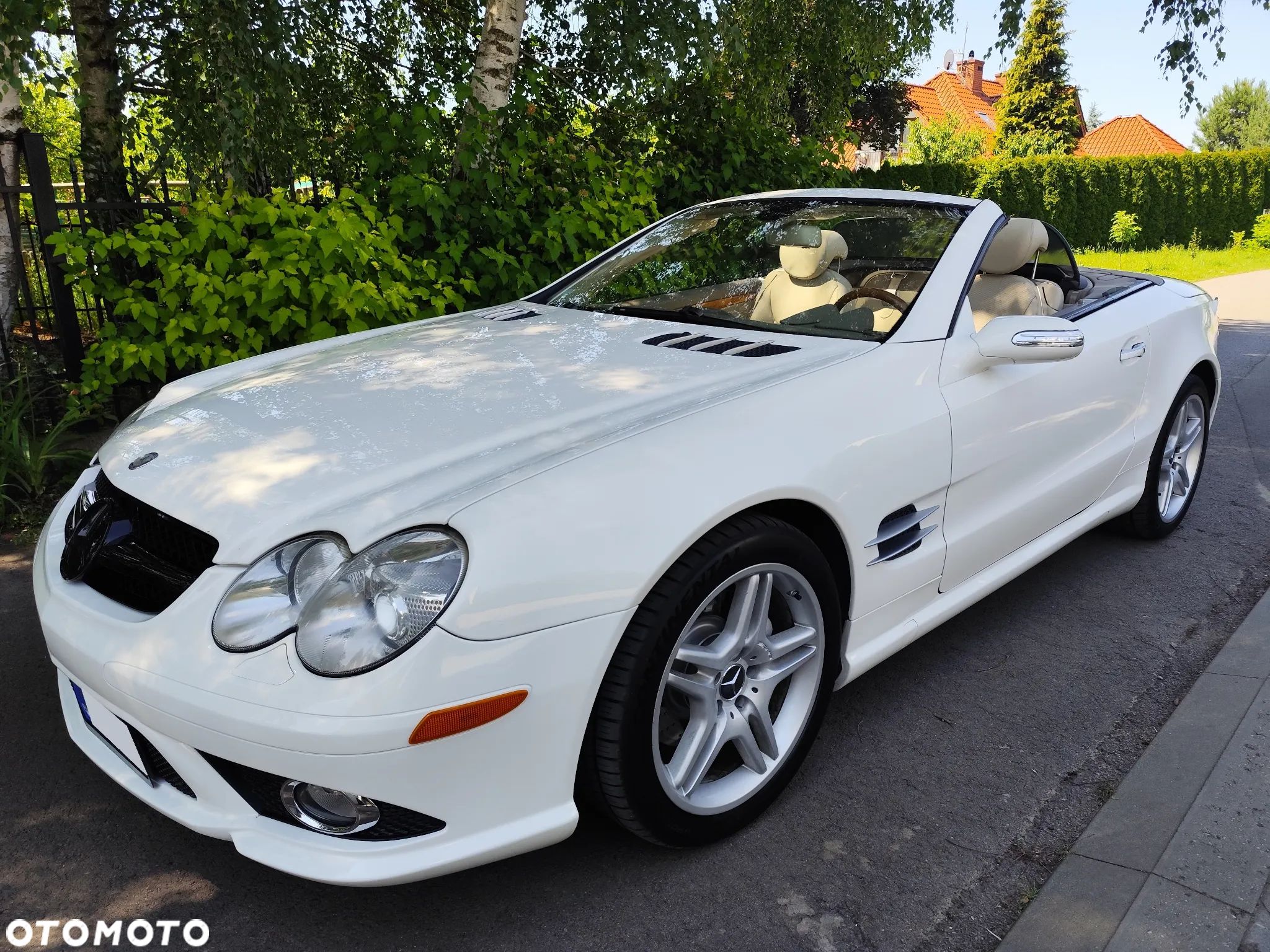 Mercedes-Benz SL - 1