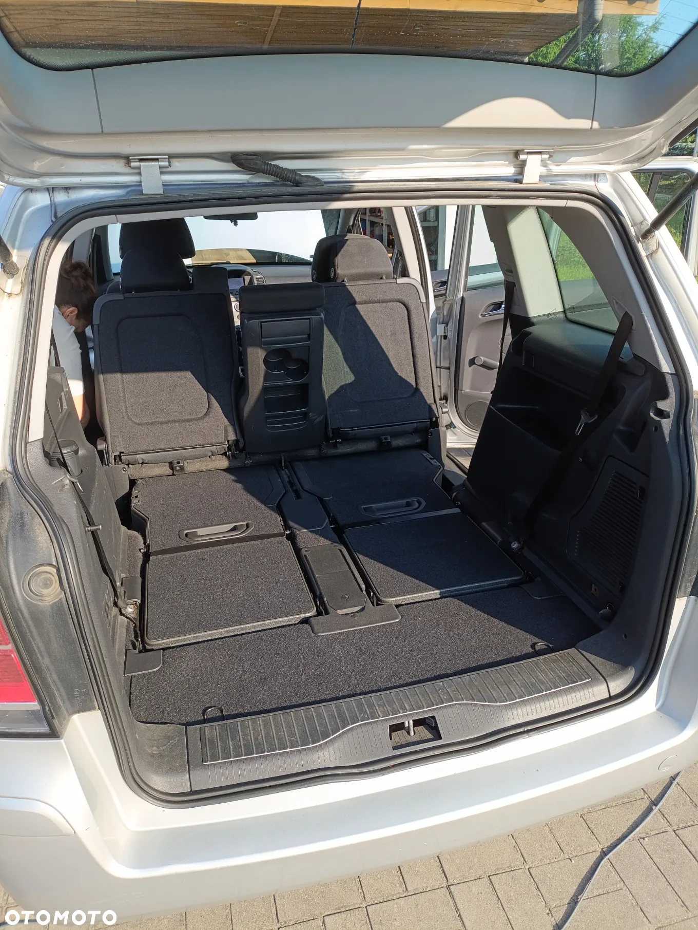 Opel Zafira 1.9 CDTI - 16