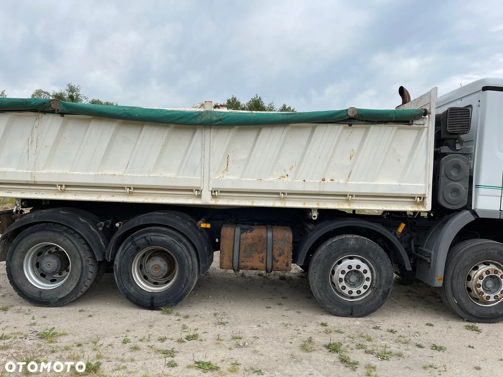 Mercedes-Benz Actros - 8