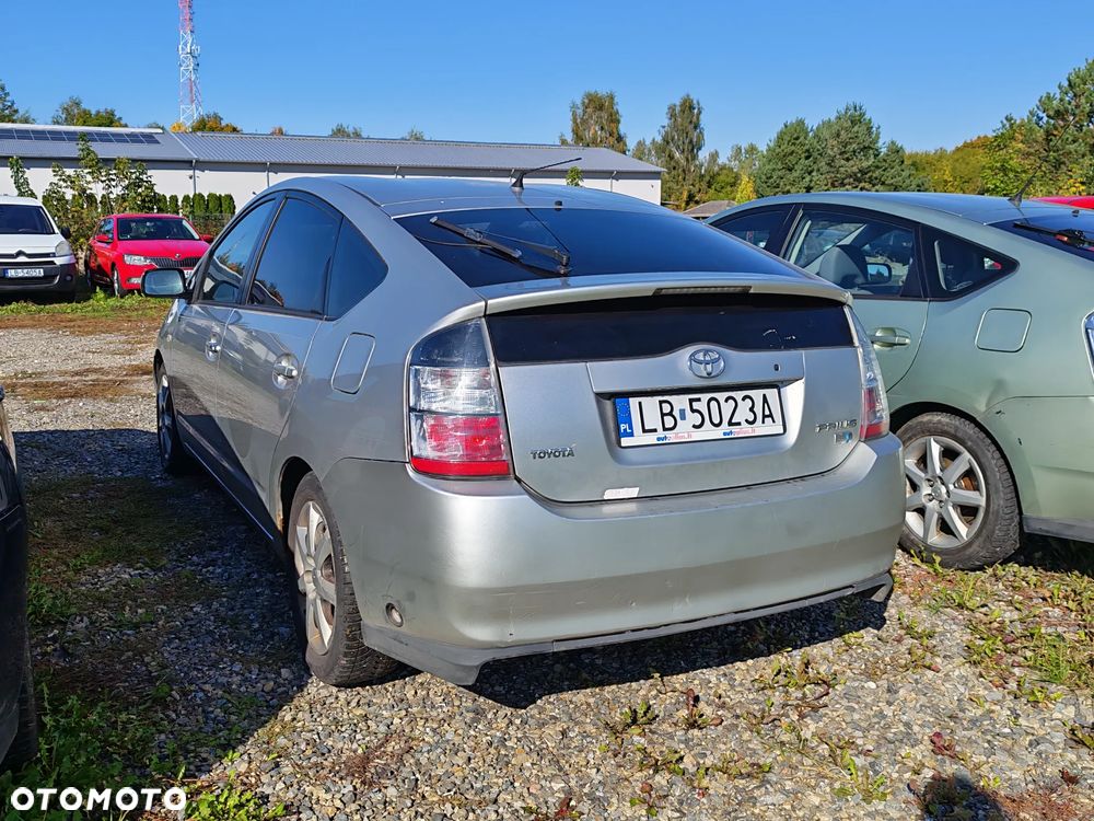 Toyota Prius 1.5 VVT-i Sol - 6
