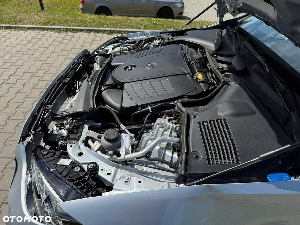 Mercedes-Benz Klasa C 200 mHEV 4-Matic Avantgarde - 12