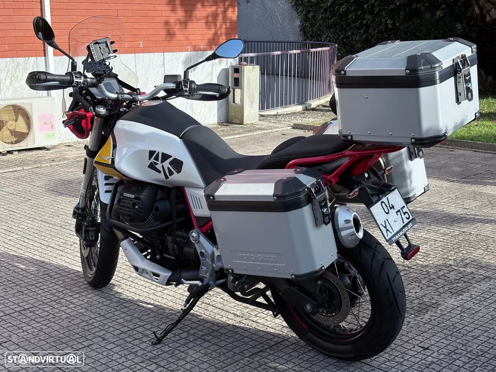 Moto Guzzi V85 TT - 25