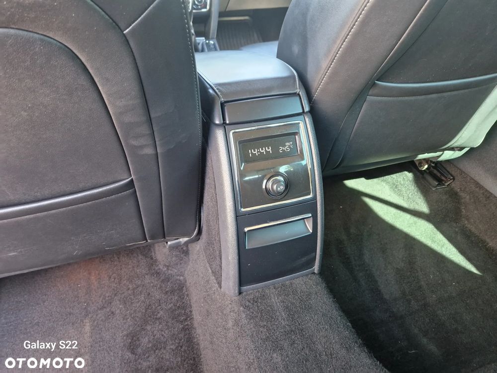 Skoda Superb 2.0 TDI Exclusive - 10