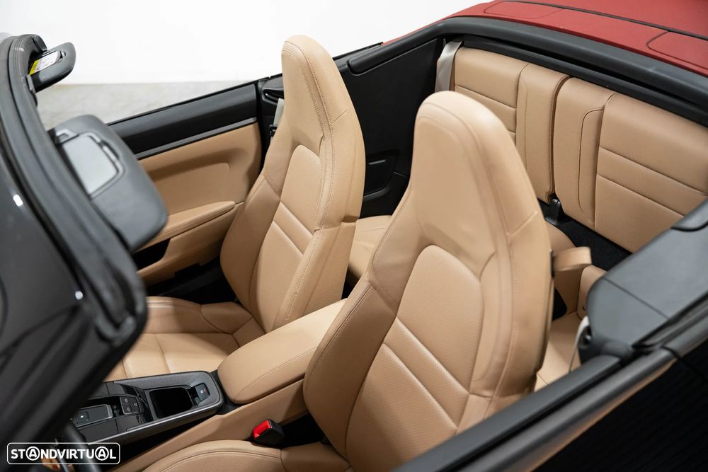Porsche 911 (992) Carrera 4S Cabriolet PDK - 21