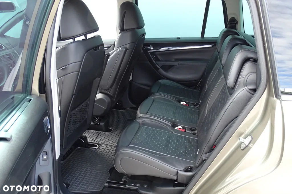 Citroën C4 Picasso 2.0 HDi Exclusive - 23