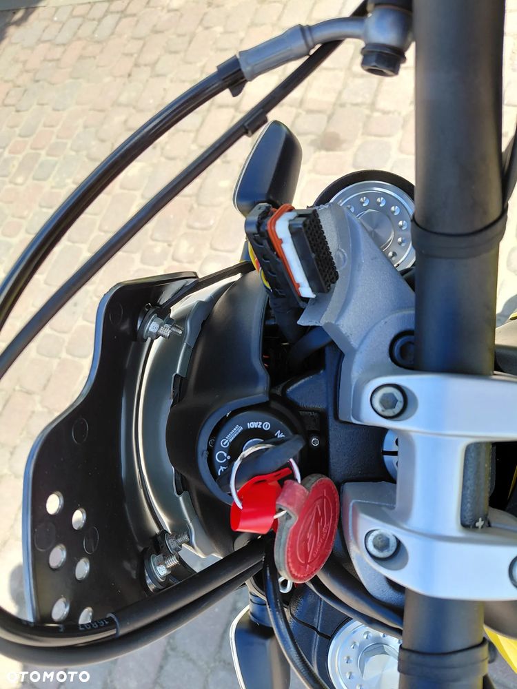 Ducati Scrambler - 15