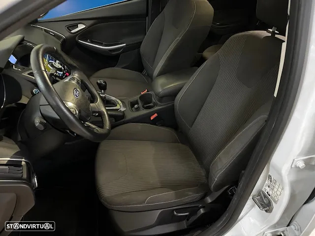 Ford Focus 1.0 SCTi Titanium Best - 10