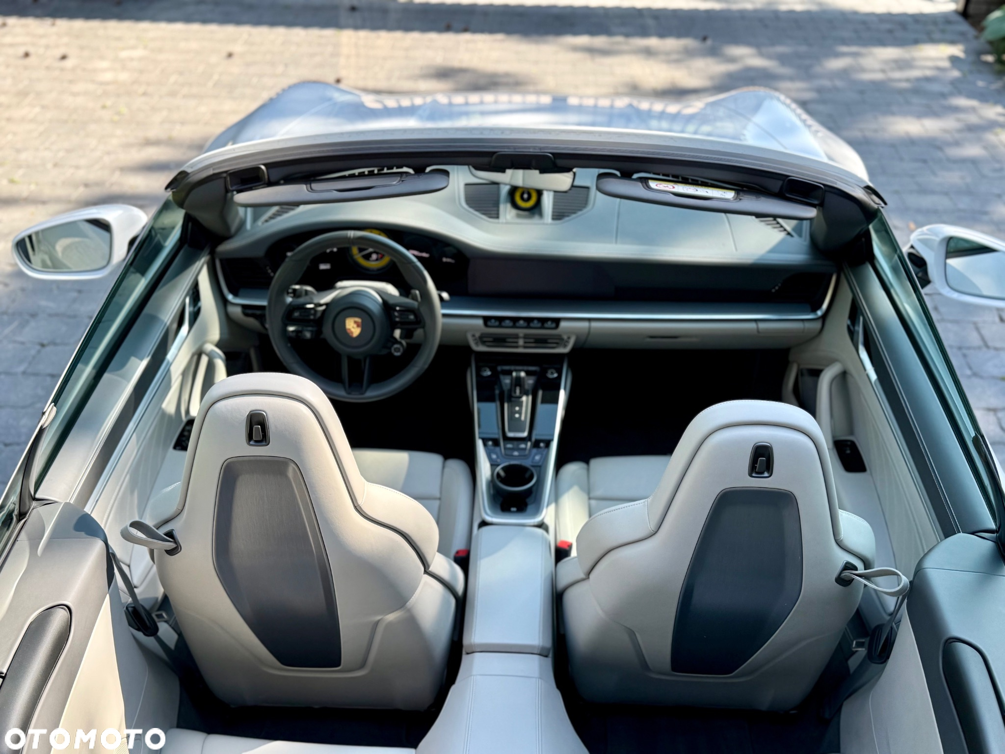 Porsche 911 Carrera Turbo Cabrio - 36