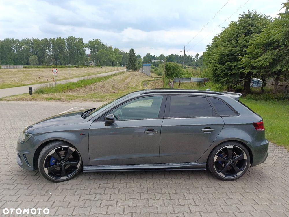 Audi A3 Sportback 2.0 TDI (clean diesel) quattro S tronic S line Sportpaket - 9