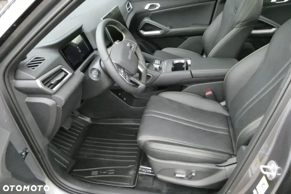 BYD Atto 2 45kWh Active - 13