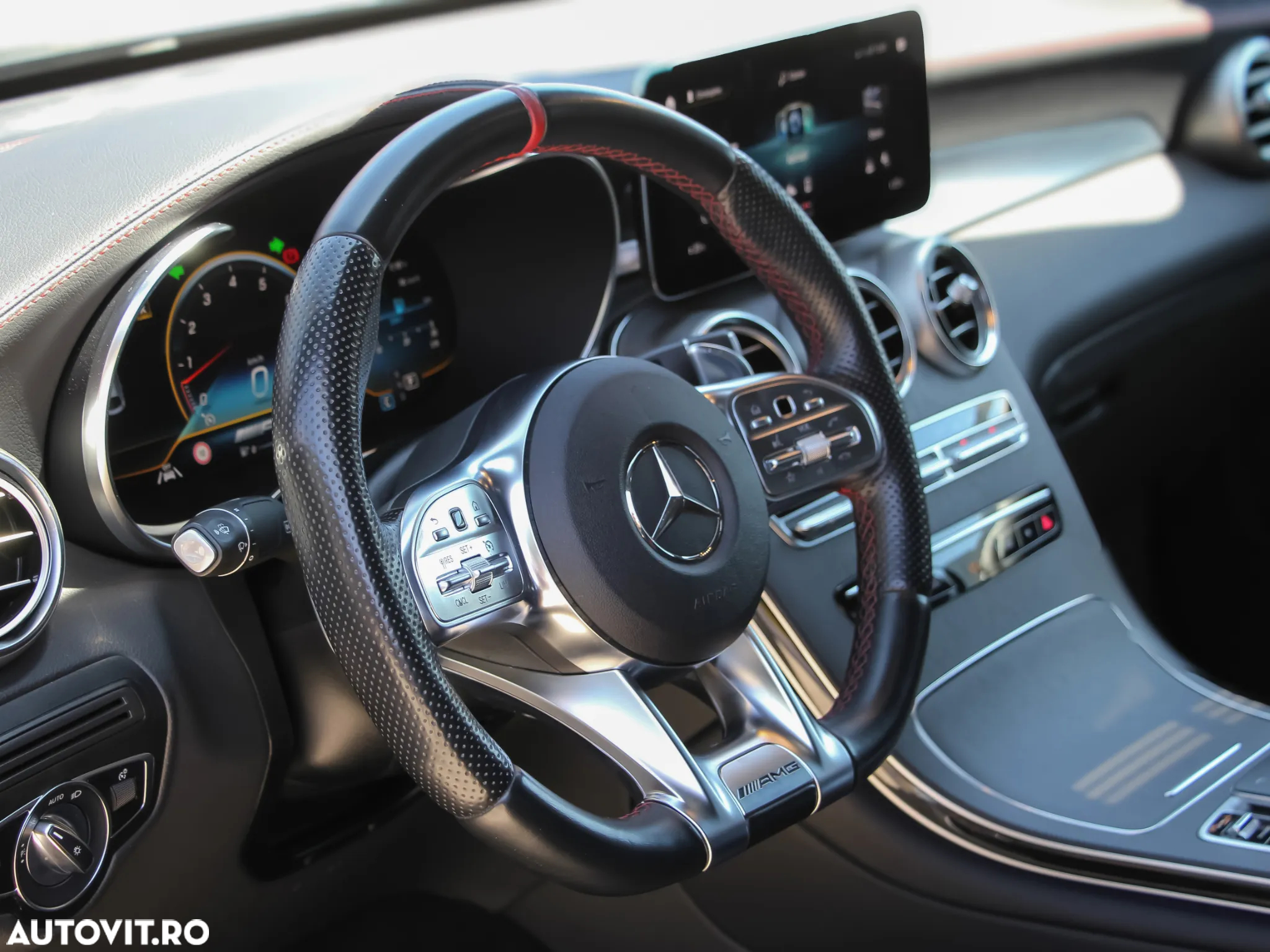 Mercedes-Benz GLC AMG 43 4Matic 9G-TRONIC - 16