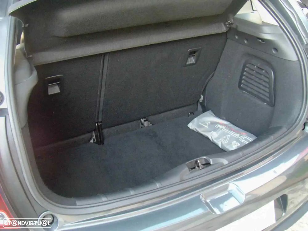Citroën C3 1.6 BlueHDi Collection - 26