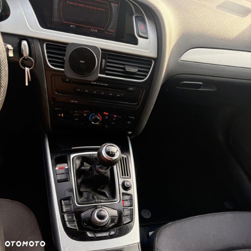 Audi A4 Avant 2.0 TDI - 13