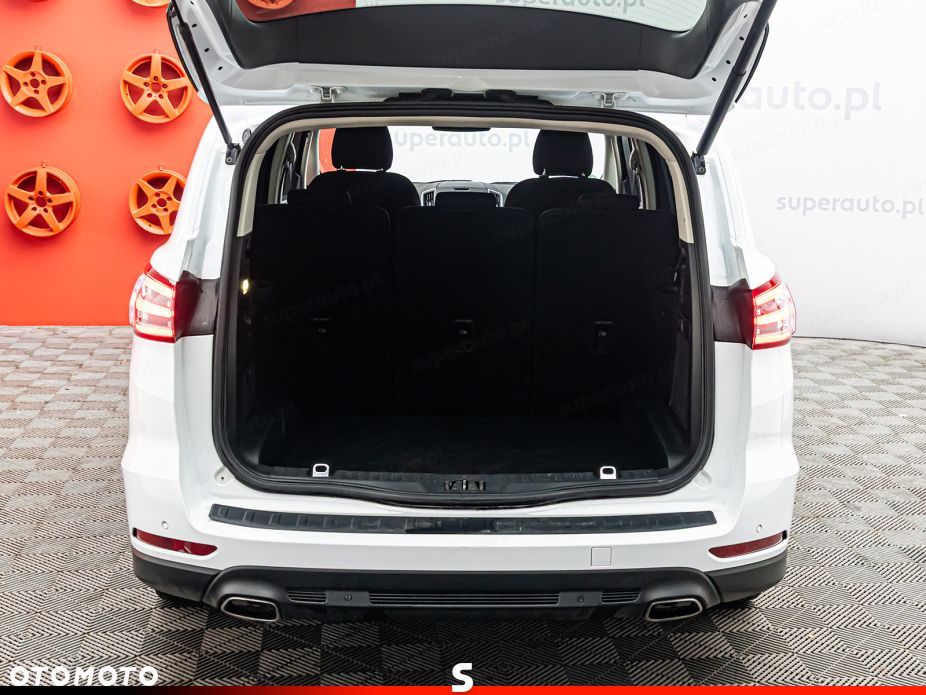 Ford S-Max - 30