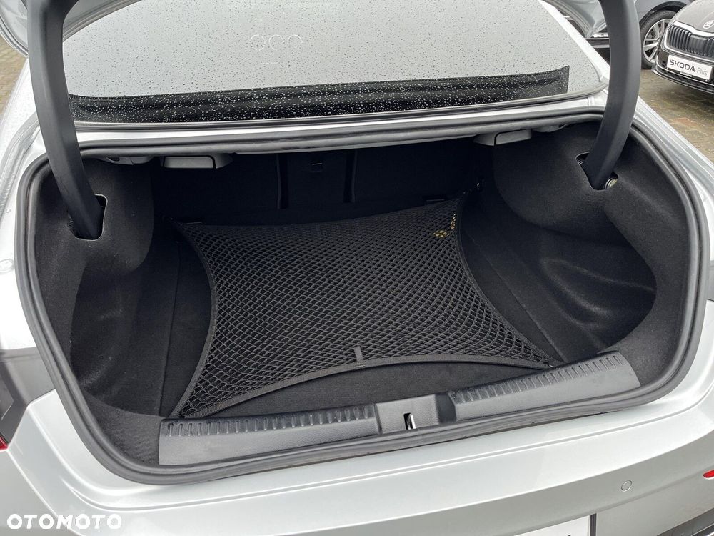 Mercedes-Benz CLA 200 4-Matic AMG Line 8G-DCT - 10