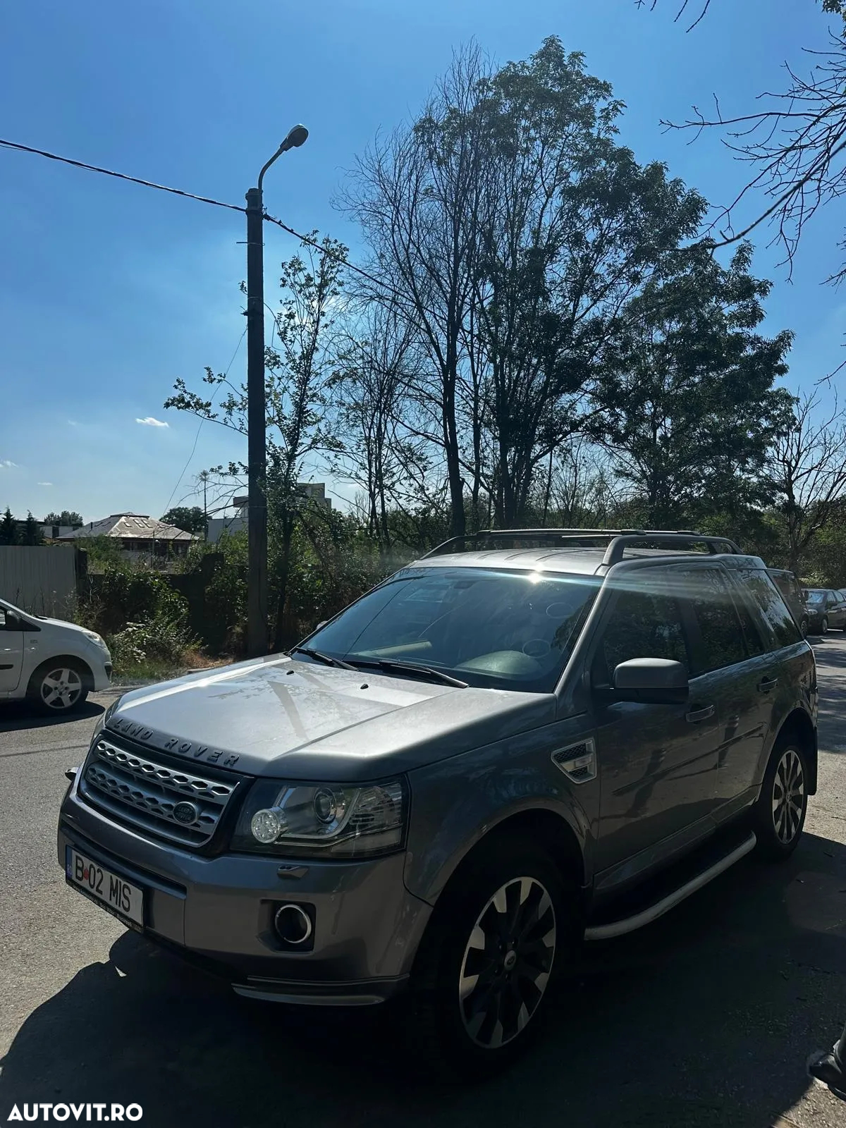 Land Rover Freelander - 2