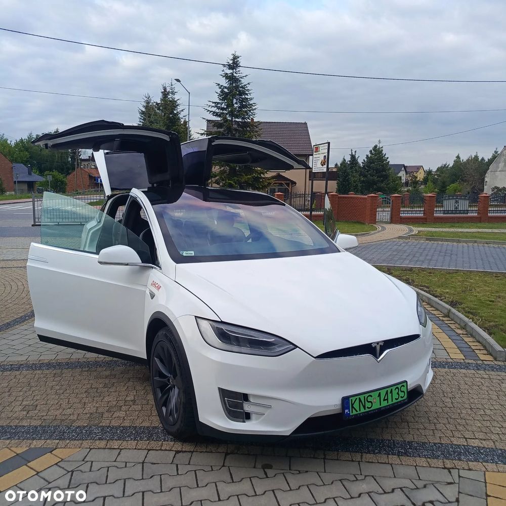Tesla Model X Long Range Plus - 11