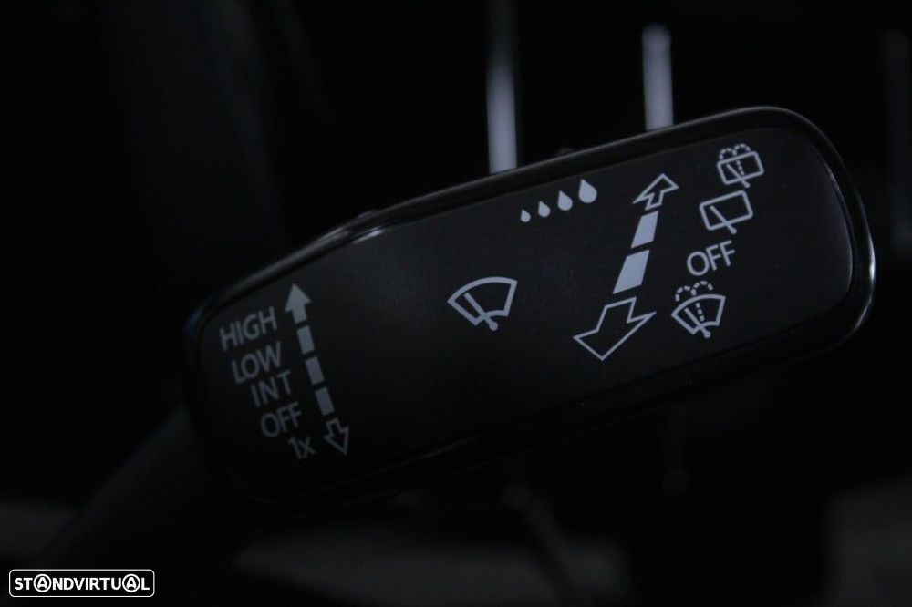 VW Multivan 1.5 TSI e-Hybrid Life Longa DSG - 26