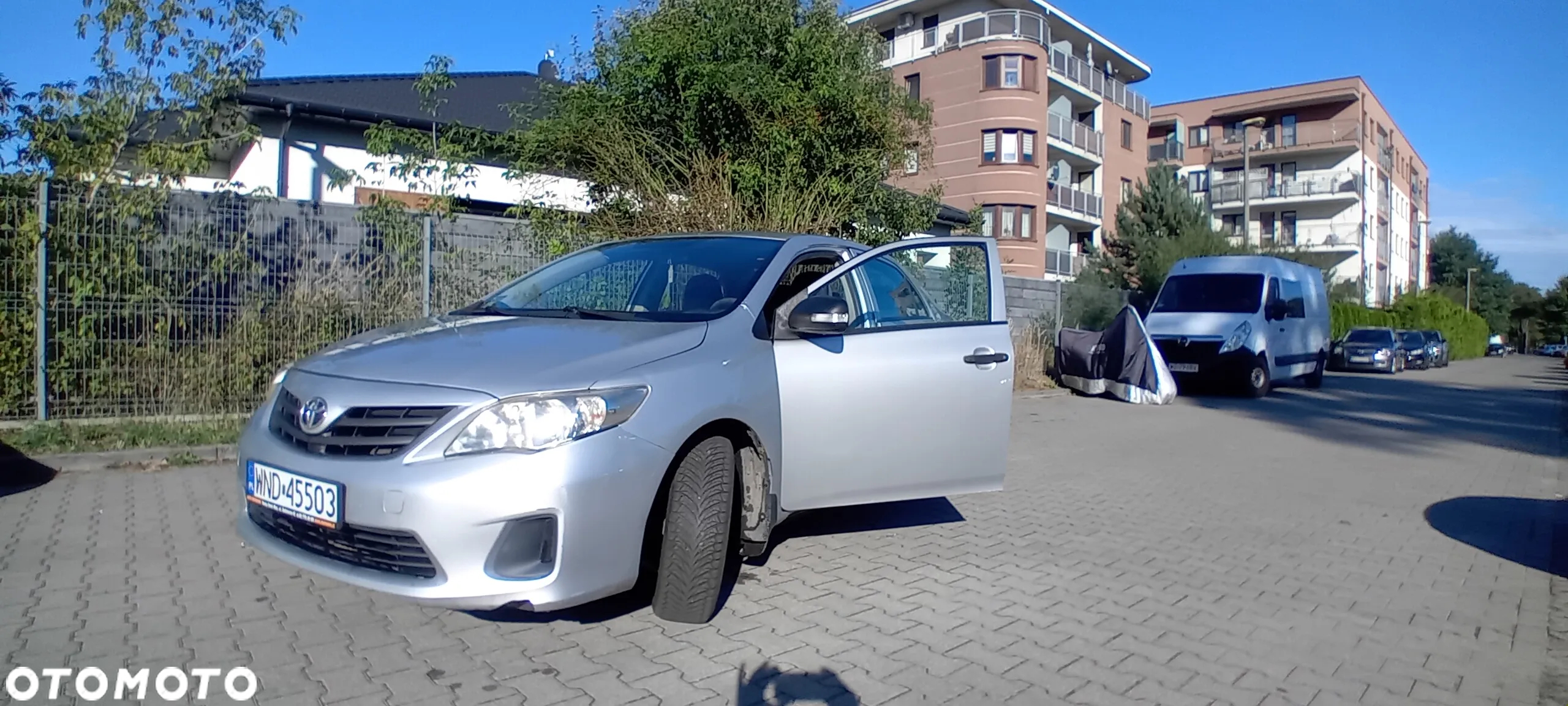 Toyota Corolla - 2