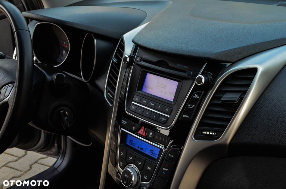 Hyundai i30 1.6 CRDi Premium - 30