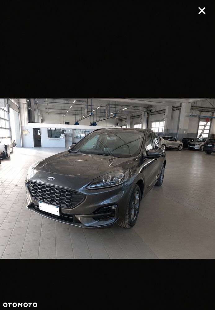 Ford Kuga - 1