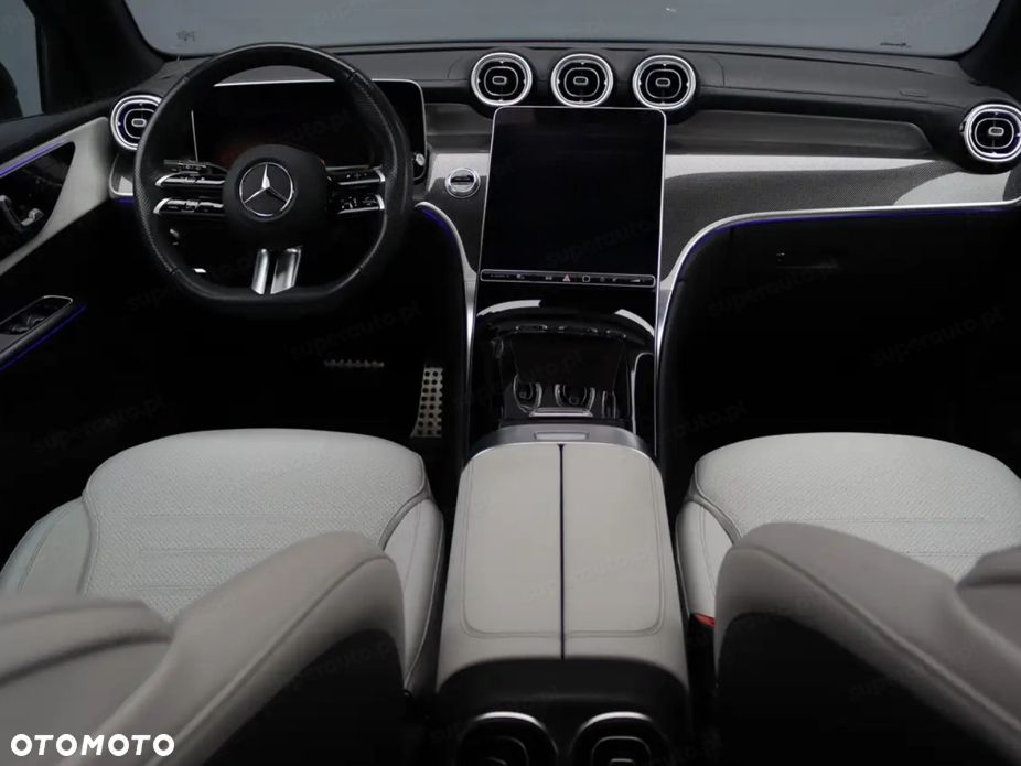 Mercedes-Benz GLC - 10