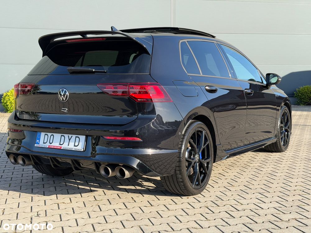Volkswagen Golf - 16