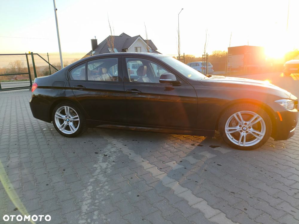 BMW Seria 3 330i xDrive Edition M Sport Shadow - 10