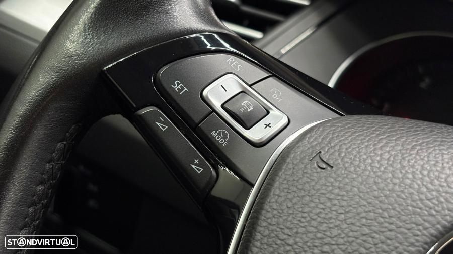 VW Passat Variant 1.6 TDI (BlueMotion ) DSG Trendline - 38