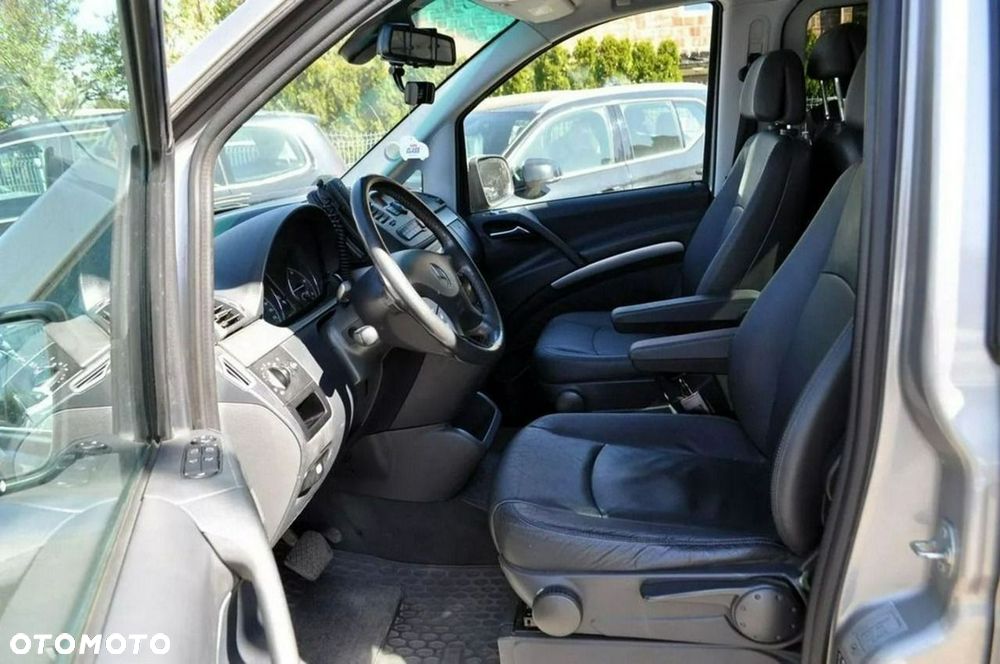 Mercedes-Benz Viano 2.8 CDI Ambiente (długi) - 12