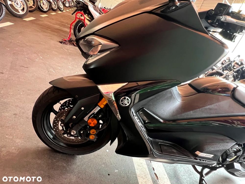 Yamaha Tmax - 14
