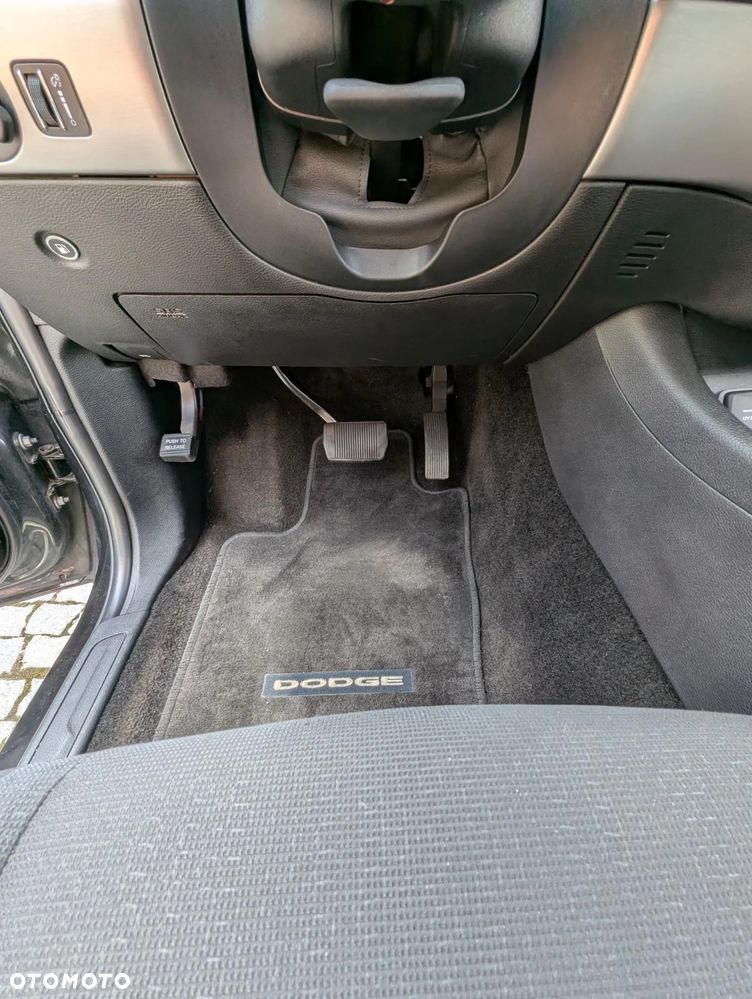 Dodge Durango - 16