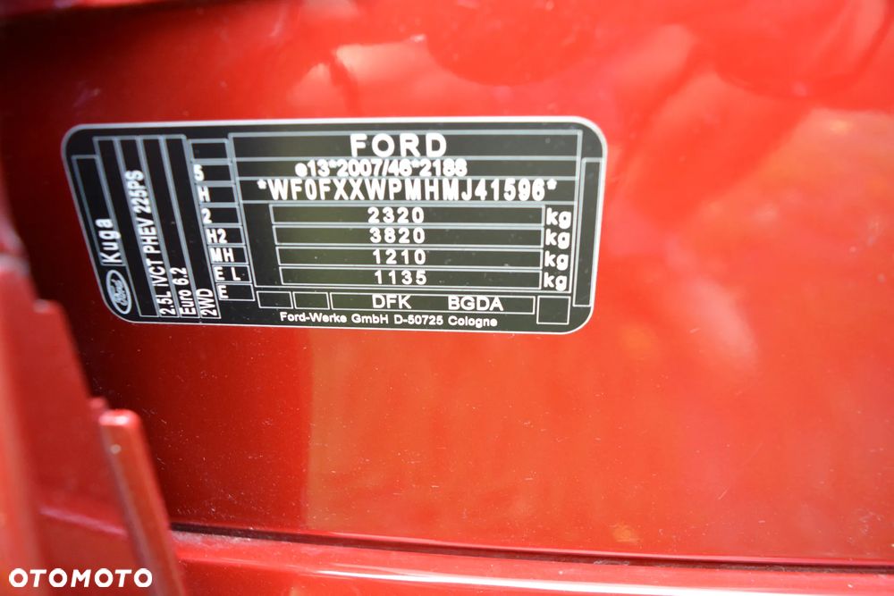 Ford Kuga 2.5 Duratec PHEV ST-LINE - 21