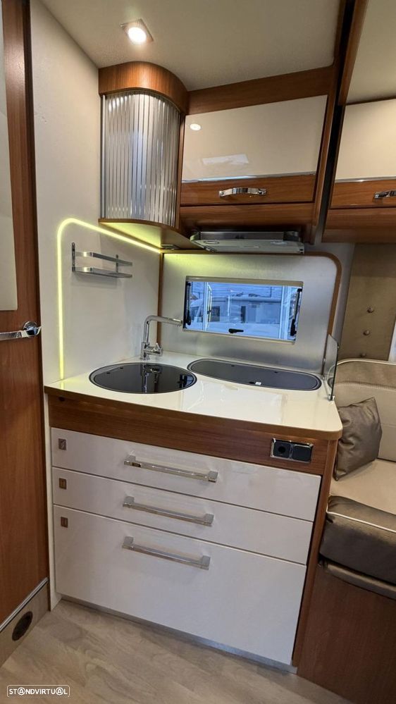 Fleurette Magister 74 LMF c.central e basculante - 50