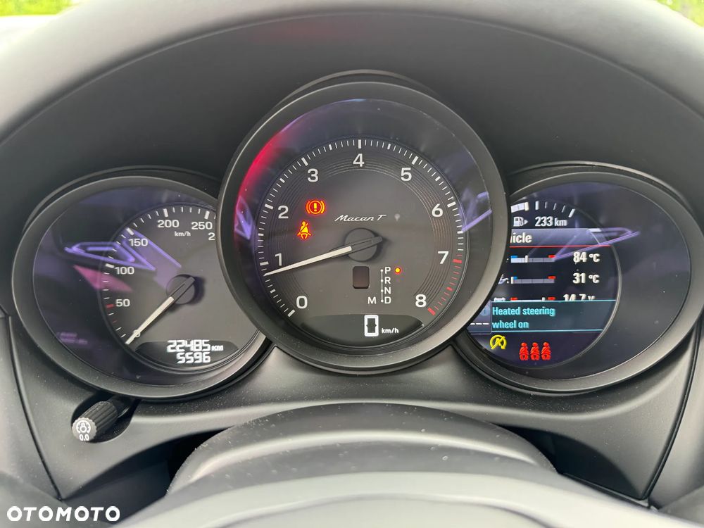 Porsche Macan T - 18