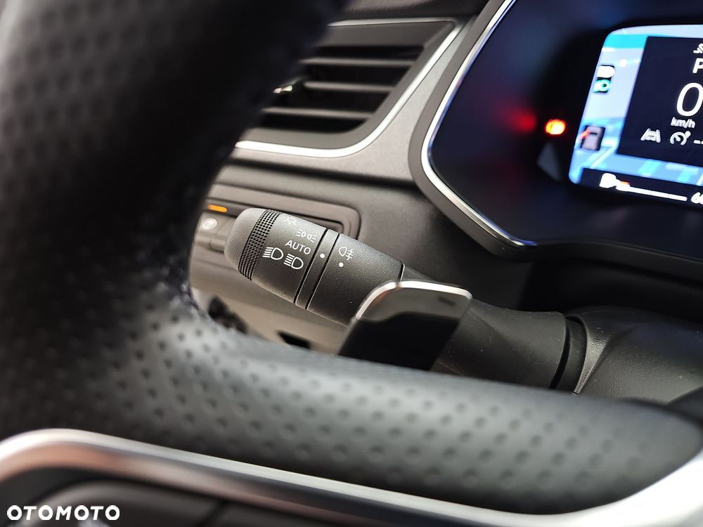 Renault Captur 1.3 TCe mHEV Techno EDC - 13