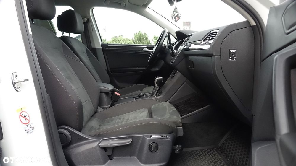 Volkswagen Tiguan - 30