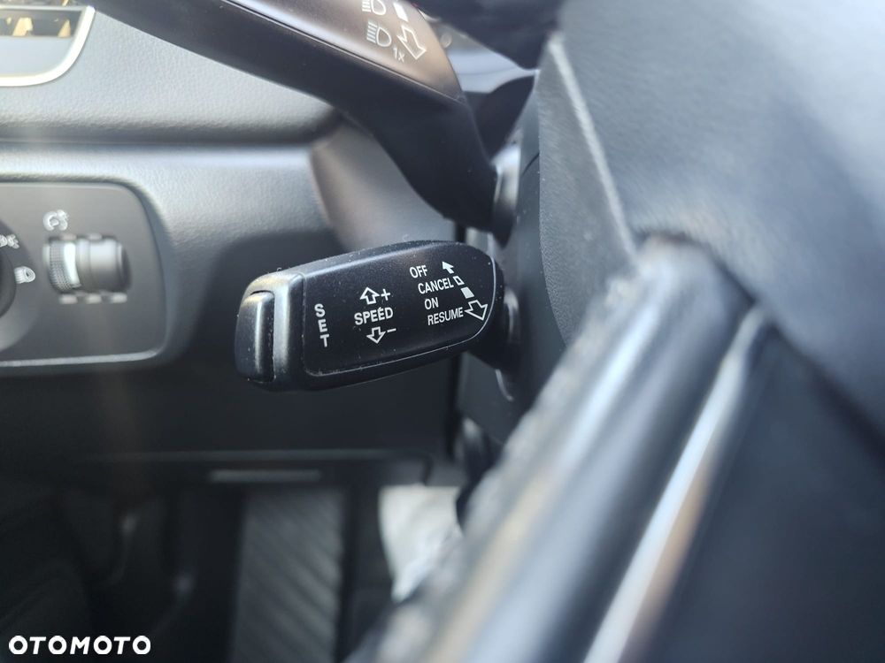 Audi Q3 2.0 TDI Design - 22